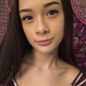 Meet your Posher, Layla